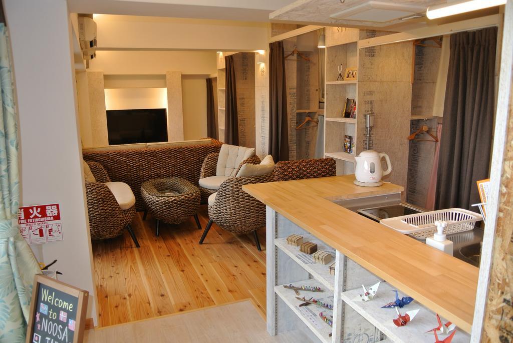 Backpackers Hotel Noosa Japan In Takatsuki Tonda Экстерьер фото